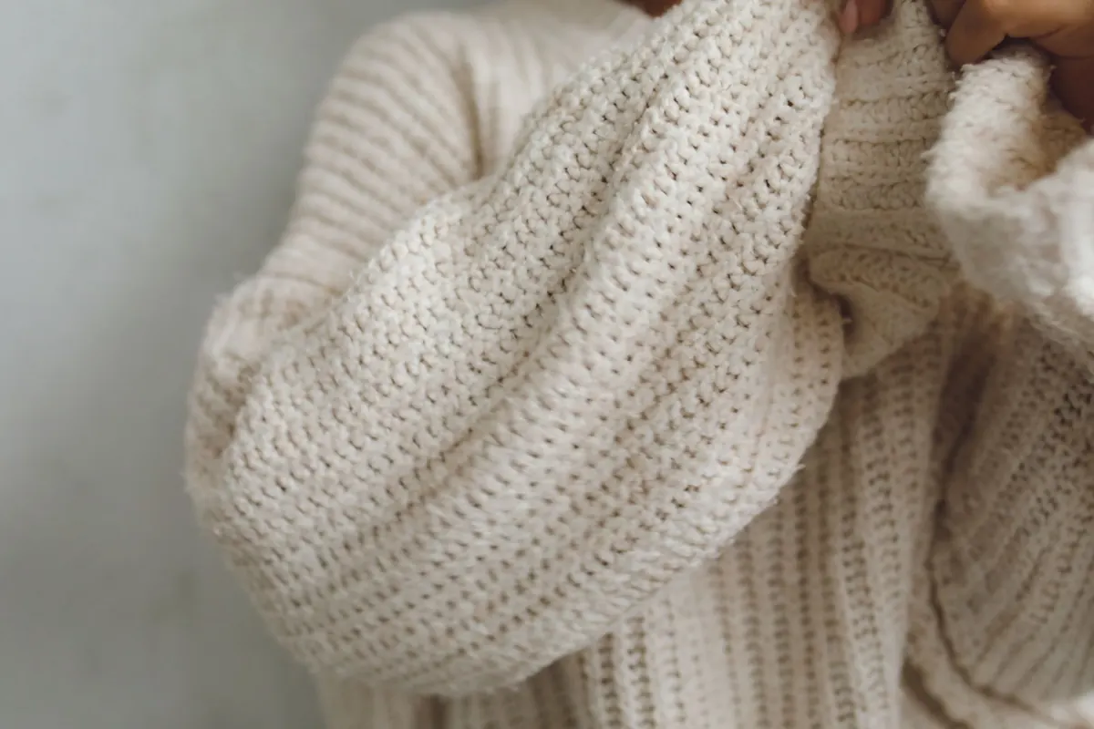 5 Common Knitwear Mistakes That Make Outfits Look Frumpy
