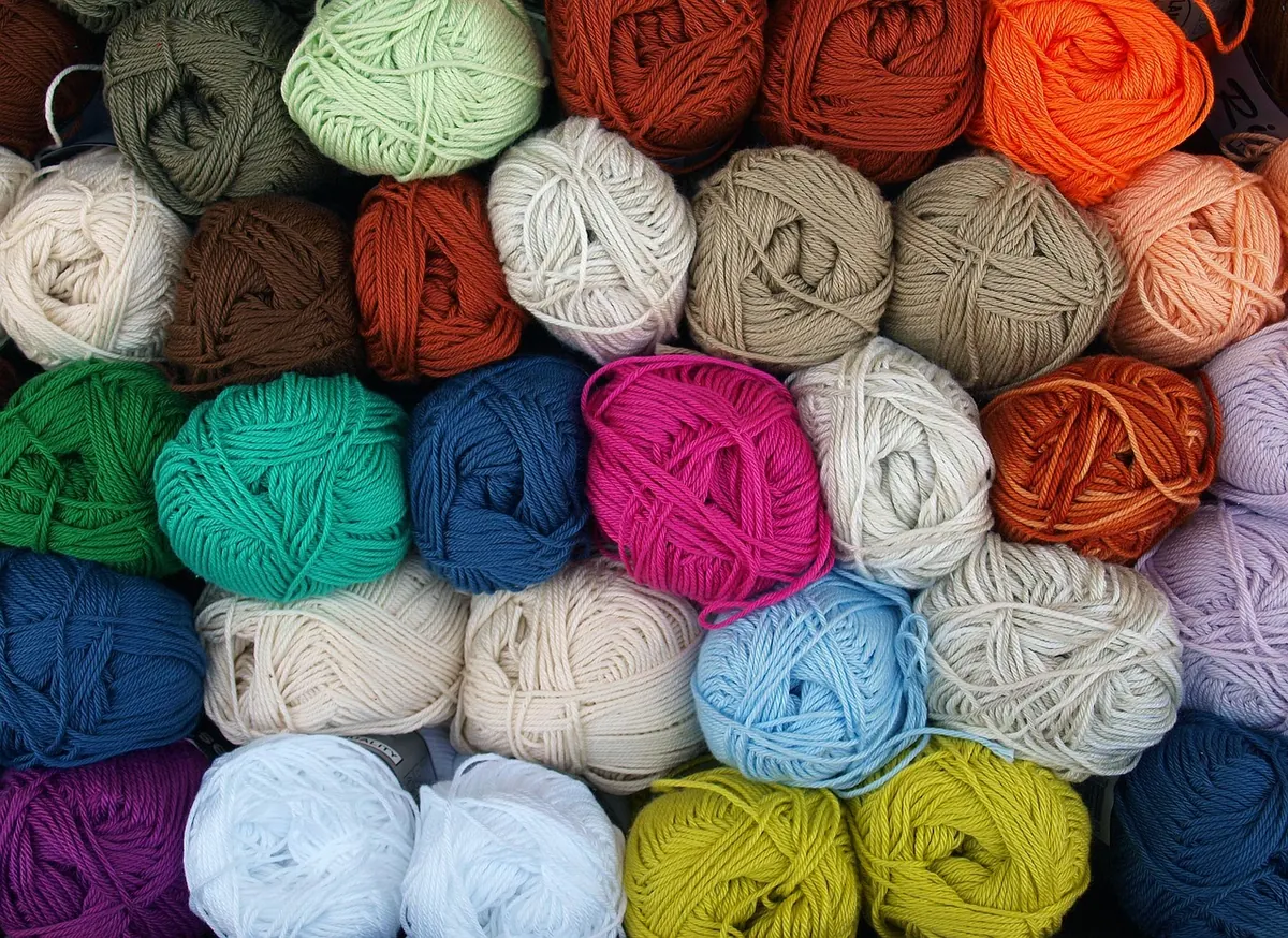 Wool vs. Cotton vs. Cashmere: A Beginner's Guide to Sweater Fibers